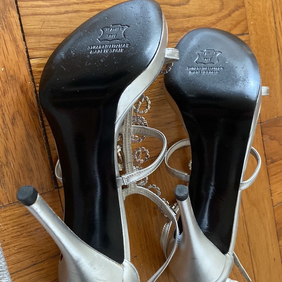 Stuart Weitzman Brillag Swarovski Jewel T Strap Evening Sandals - Picture 14 of 17